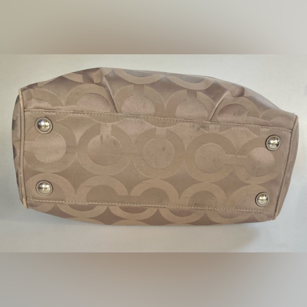 Coach Bag - Picture 10 of 10
